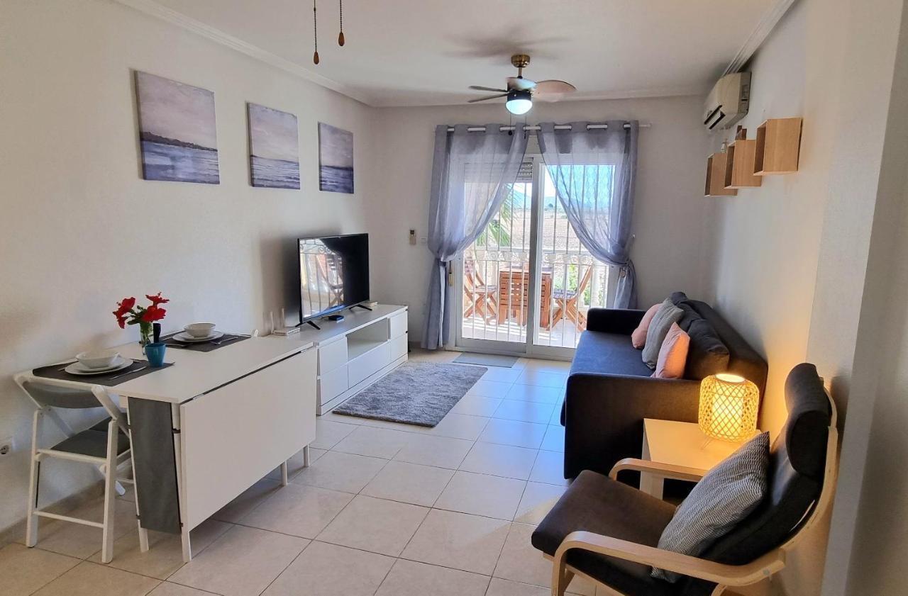 Appartamento Lovely 2 Bed, 2 Bath Apt With 2 Large Pools Los Alcázares Esterno foto